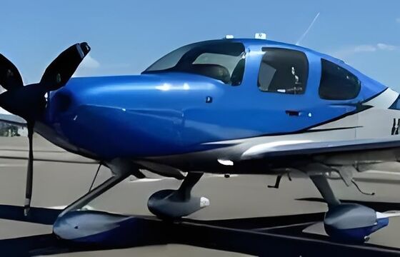 Seluruh Pesawat: CESSNA 172S, DA40NG, DA42NG, Cirrus SR22